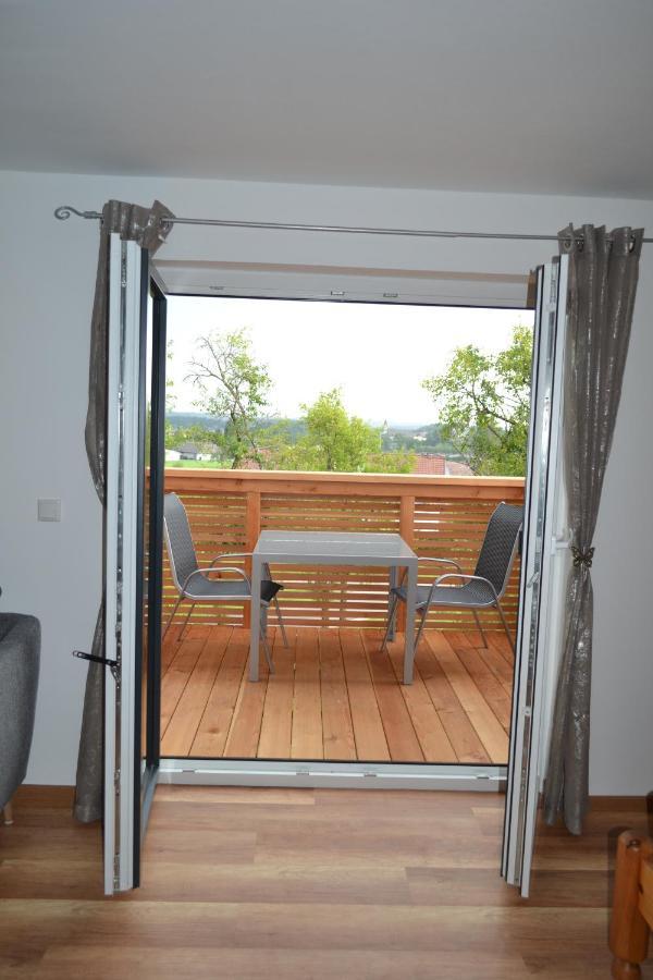 Biohof Auinger, Der Tiererlebnishof Apartment Aurach am Hongar Exterior photo